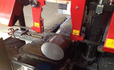 沙田镇卧式带锯床加工时出现明显振荡如何排查？